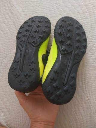 Zapatos de fútbol niño