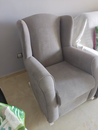 Butaca Orejero Mecedora Tela Beige/Gris