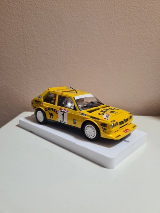 Scalextric Coche Rally Amarillo Camel 1