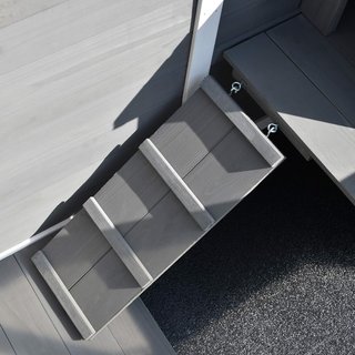 Conejera de Madera de 2 Niveles con Casita para Conejos y Cobayas, Jaula para Conejos con Rampa y Bandeja Extraíble, 91.5X53.3X73Cm, Gris