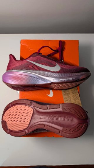Nike Pegasus 42 SE. Talla 39