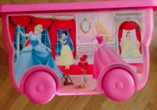 Baúl con ruedas, Princesas Disney