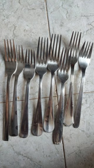 Bandeja cubertería surtida