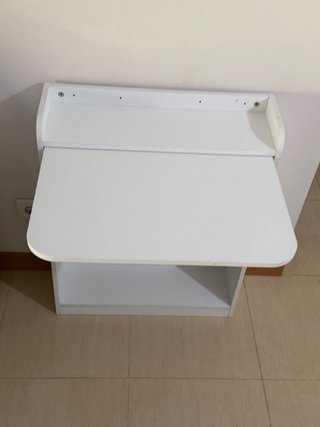 Escritorio plegable de madera blanco