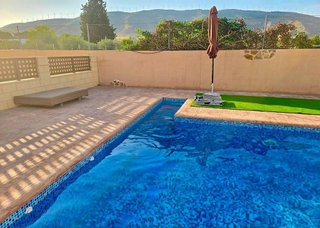 Chalet en venta en Caudete