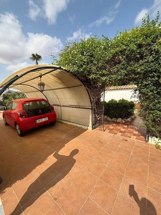 Chalet en venta en La Siesta - El Salado - Torreta en Torrevieja