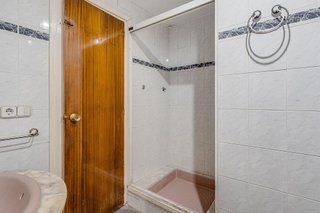 Piso en venta en La Salut en Barcelona