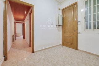 Piso en venta en Sant Antoni en Barcelona