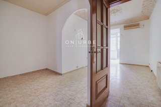 Piso en venta en Sant Antoni en Barcelona