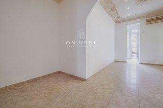 Piso en venta en Sant Antoni en Barcelona