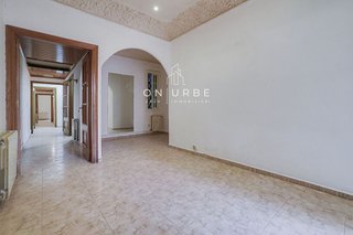 Piso en venta en Sant Antoni en Barcelona