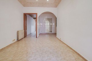 Piso en venta en Sant Antoni en Barcelona