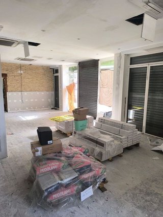 Local comercial en alquiler en Nervión en Sevilla