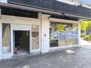 Local comercial en alquiler en Nervión en Sevilla