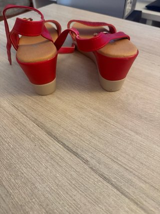 Sandalias Rojas Brillantes