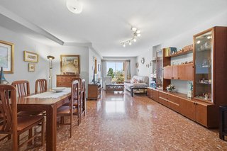 Chalet en venta en Centro Ciudad en Manises