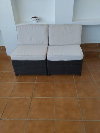 Sillón de jardín beige y gris