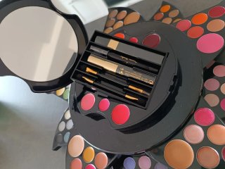 Paleta de maquillaje Douglas Rising Star