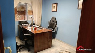 Piso en venta en Santa Rosa - Valdeolleros en Córdoba