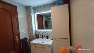 Piso en venta en Santa Rosa - Valdeolleros en Córdoba