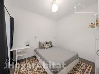 Piso en venta en Ensanche - Diputación en Alicante