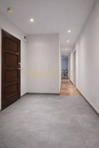 Piso en venta en Hospital en Jaén
