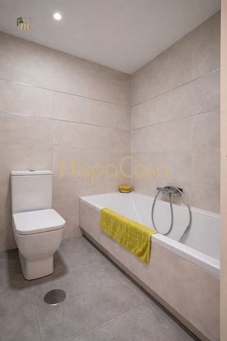 Piso en venta en Hospital en Jaén