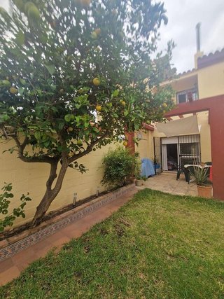 Casa adosada en venta en Las Canteras - El Almendral en Puerto Real
