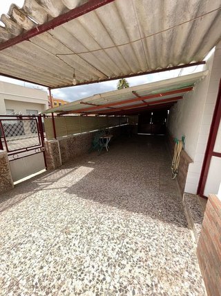 Casa adosada en venta en Los Dolores en Cartagena