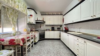Casa adosada en venta en Illora