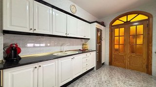 Casa adosada en venta en Illora