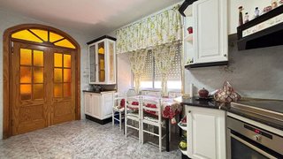 Casa adosada en venta en Illora
