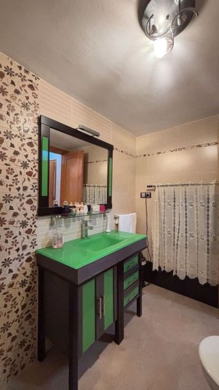 Casa adosada en venta en Illora