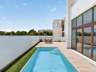 Chalet en venta en Los Balcones - Los Altos del Edén en Torrevieja