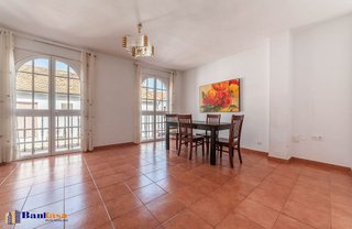 Casa adosada en venta en Pizarra