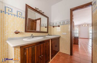 Casa adosada en venta en Pizarra