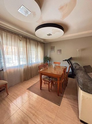Chalet en venta en Zona Convento - Virgen de la Cabeza en Valdepeñas