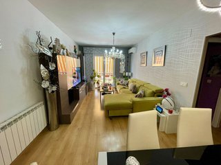 Piso en venta en Los Llanos - Av. de los Estudiantes en Valdepeñas