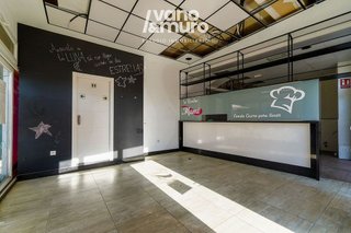 Local comercial en alquiler en Carbajosa de la Sagrada