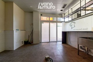 Local comercial en alquiler en Carbajosa de la Sagrada