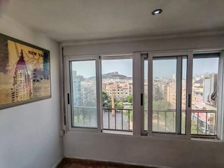 Piso en venta en Carolinas Altas en Alicante
