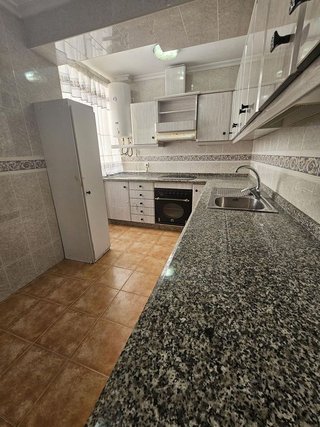 Piso en venta en Carolinas Altas en Alicante
