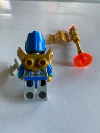 Lego Cavaliere Blu con Bandiera