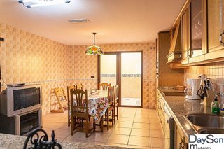 Casa adosada en venta en Alcalá la Real