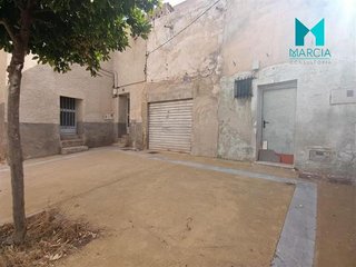 Chalet en venta en Crevillent