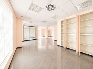 Local comercial en alquiler en Santa Catalina en Sevilla