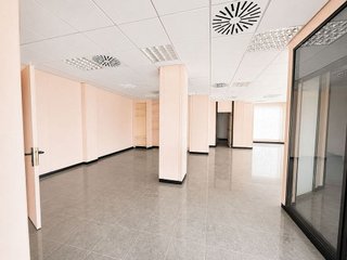 Local comercial en alquiler en Santa Catalina en Sevilla