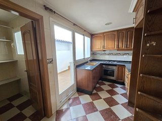 Casa adosada en venta en Utiel