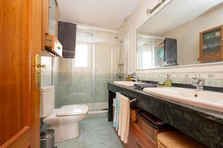 Casa adosada en venta en Cervantes en Granada