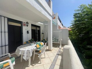 Casa adosada en venta en Las Flores en Mijas